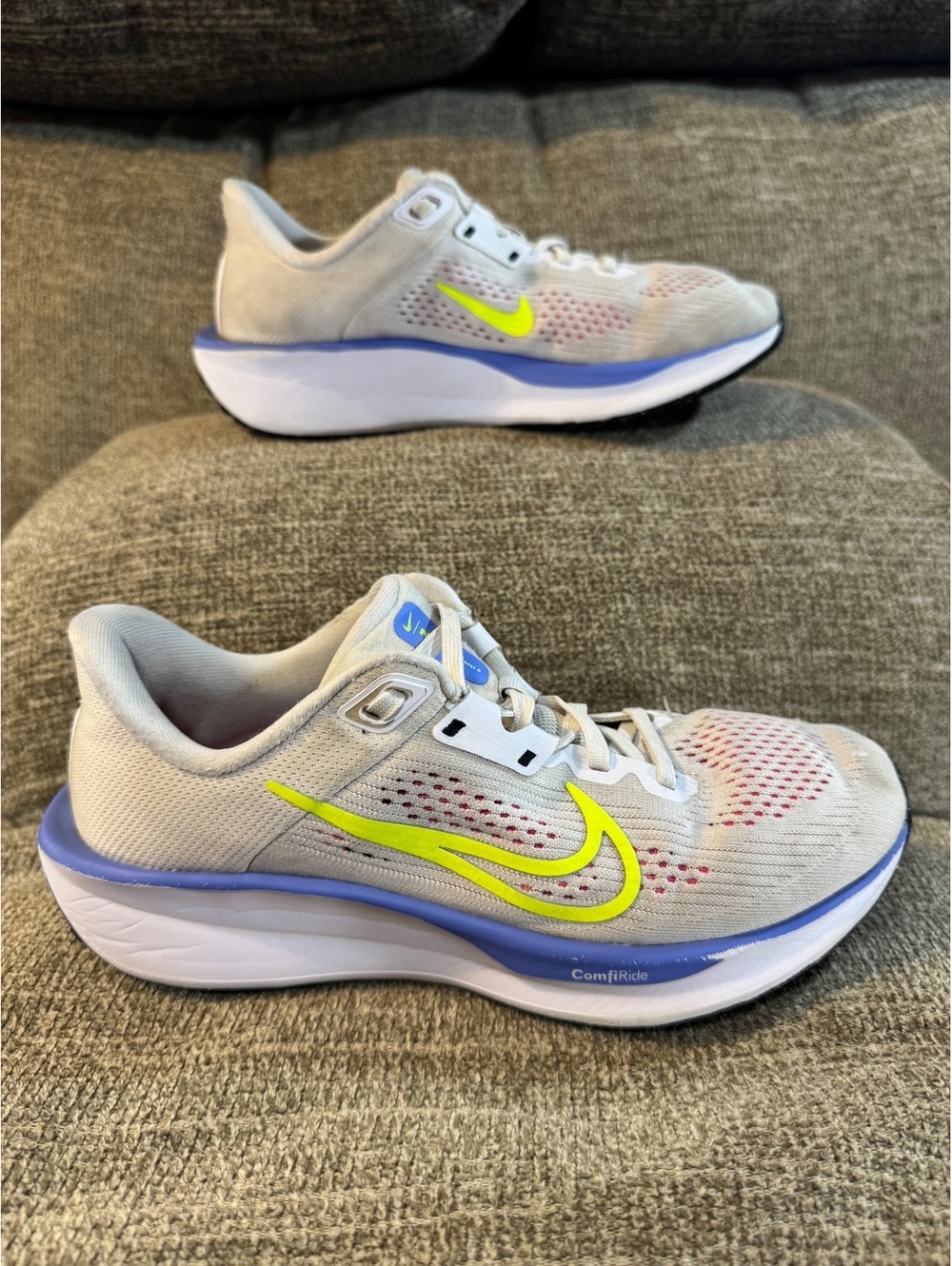 Nike Quest 6 Road Women’s Running Shoes Gray/Yellow/Blue FD6934-101 Size 7.5
